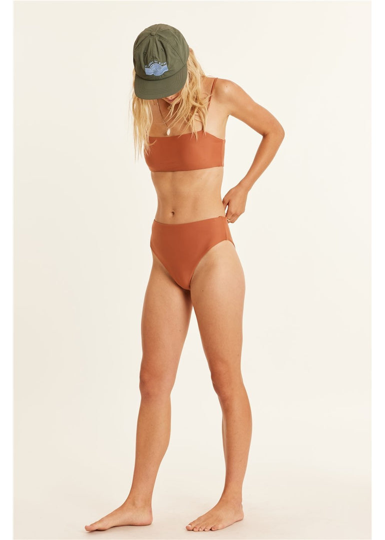 Seeker Solid High Waist Bottom - Stoke Outlets