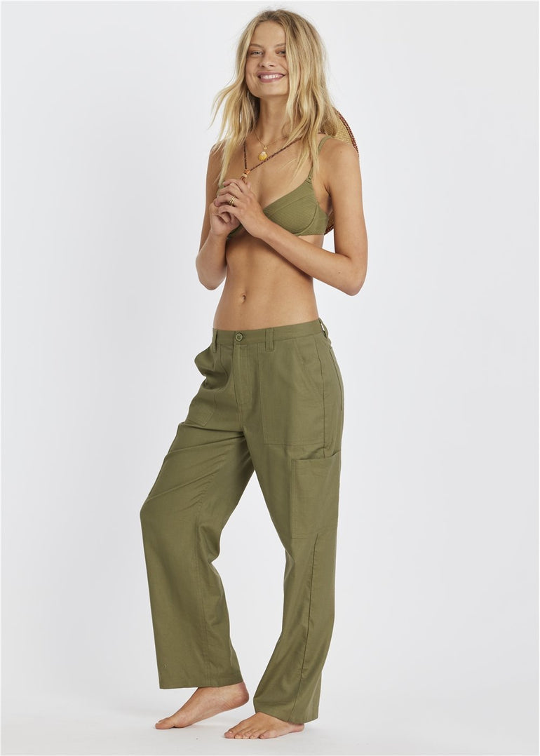 Sisstr Coral Crush Cargo Woven Pant - Stoke Outlets