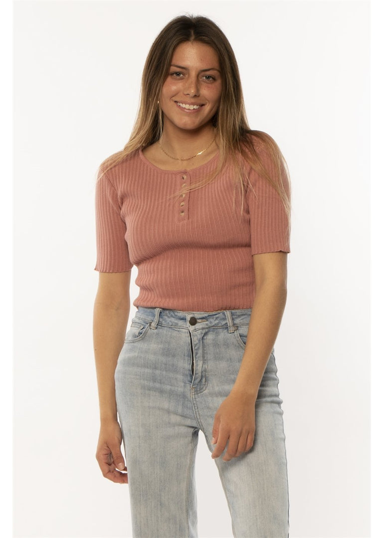 SISSTREVOLUTION SAVANA SS KNIT TOP - REW - Stoke Outlets