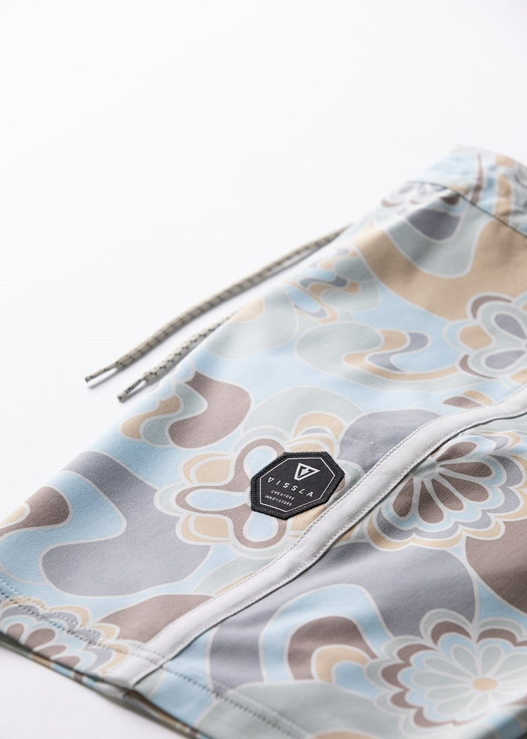Vissla Groove Move 17" Boys Boardshort - Stoke Outlets